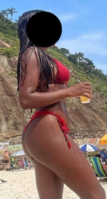 M0reninha liber0u a bucet4 para mass4gista