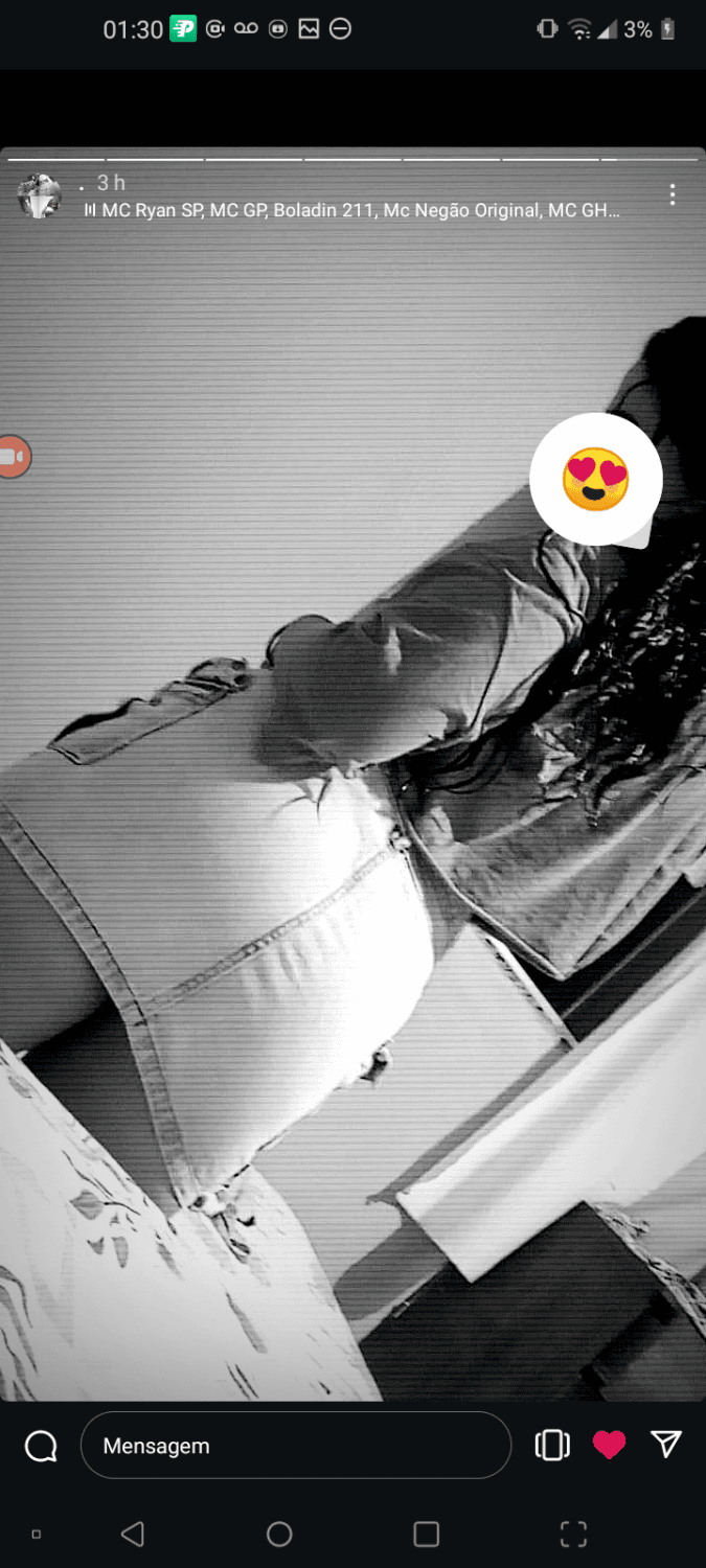 Adoro menina safada que não tem medo de mostrar quanto é gostosa