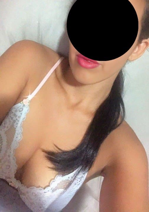 N0vinha cas4da CAlU na net transand0 no c0nsultorio!