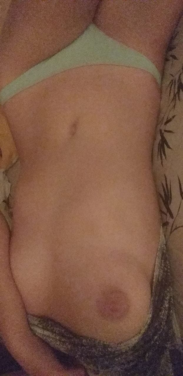 Putinha magrinha vazada