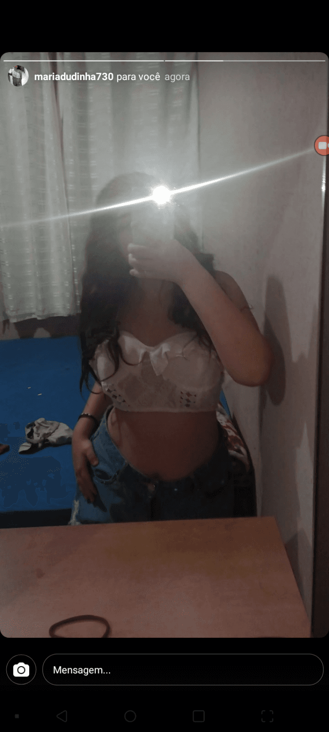 Adoro menina safada que não tem medo de mostrar quanto é gostosa